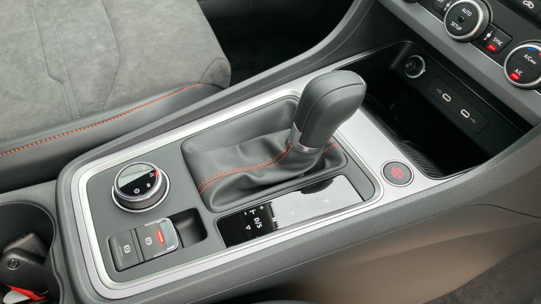 SEAT Ateca 1.5 TSI EVO FR Line 5dr DSG Petrol Estate